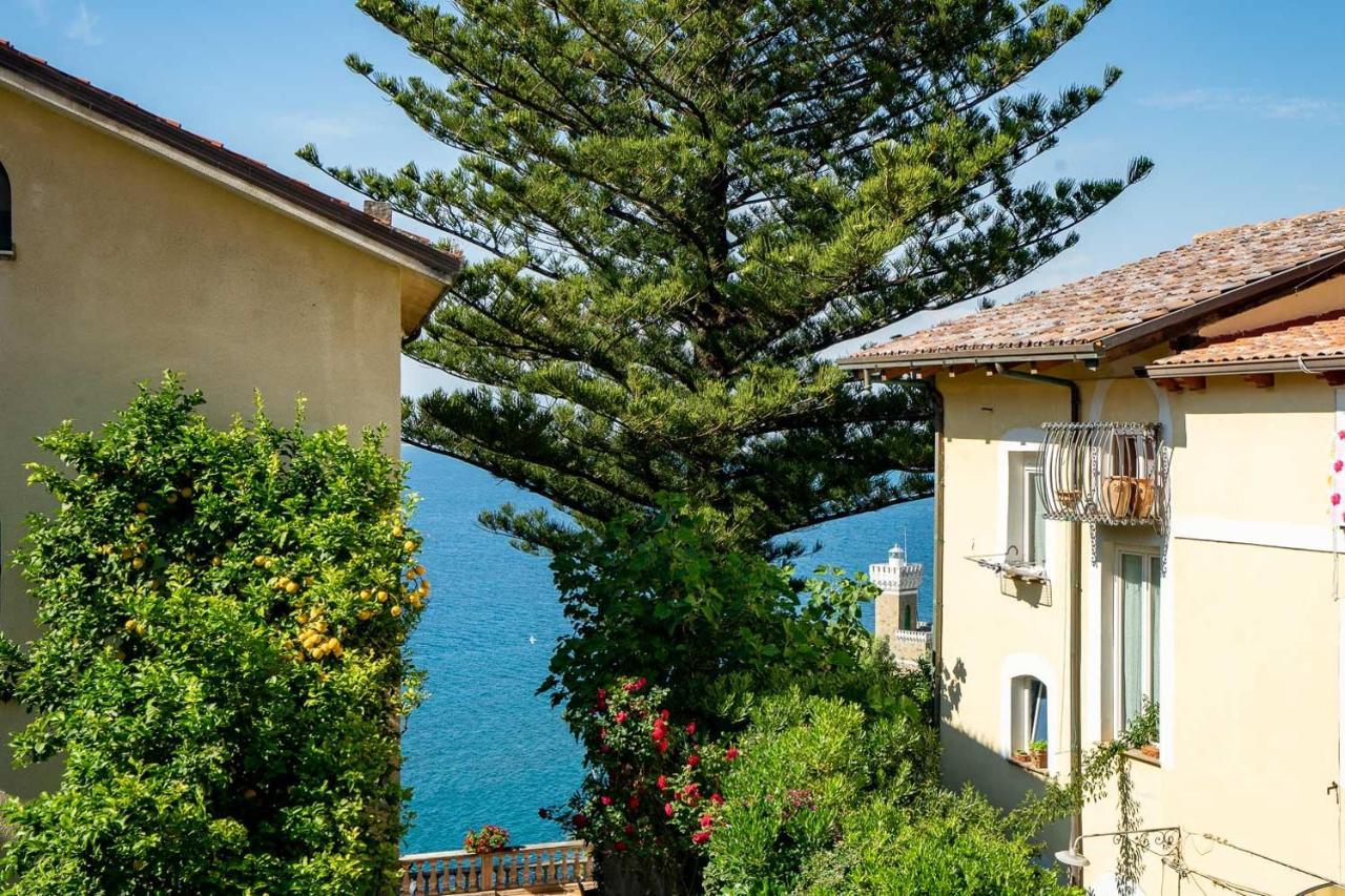 Borgo Dei Saraceni - Suites & Apartments Агрополі Екстер'єр фото