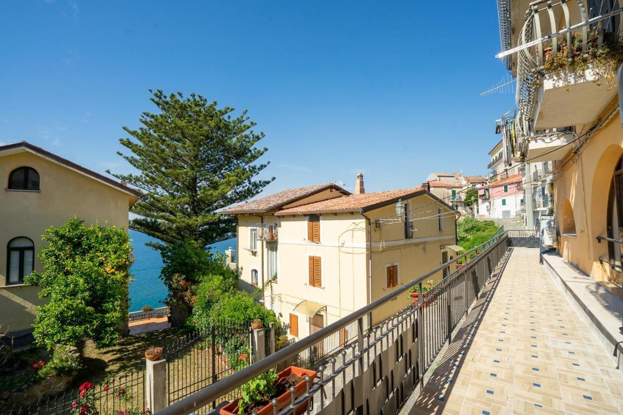 Borgo Dei Saraceni - Suites & Apartments Агрополі Екстер'єр фото