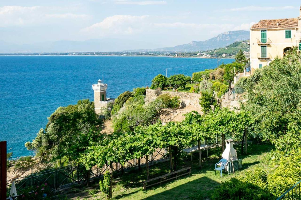 Borgo Dei Saraceni - Suites & Apartments Агрополі Екстер'єр фото