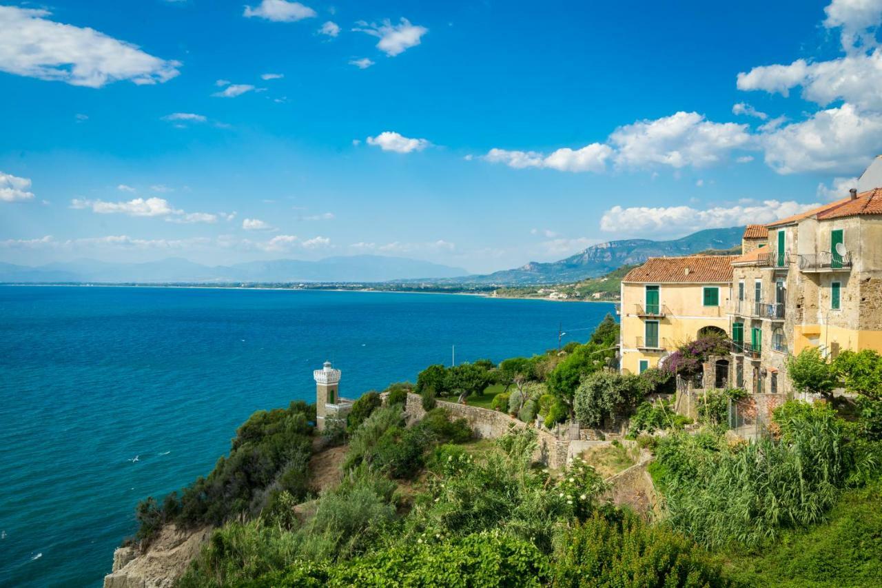 Borgo Dei Saraceni - Suites & Apartments Агрополі Екстер'єр фото